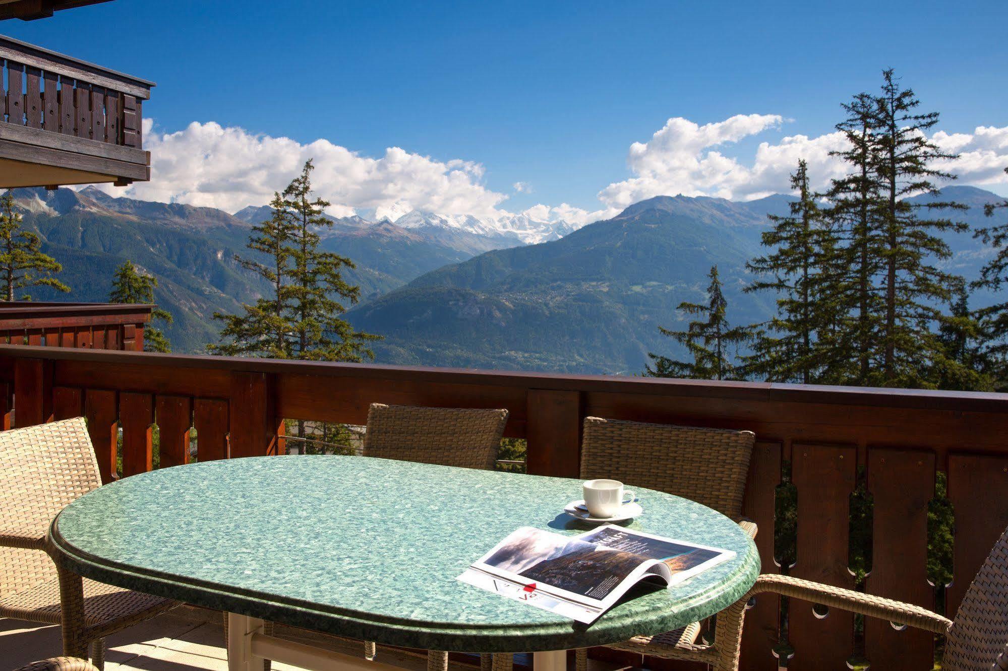 Aparthotel Helvetia Crans-Montana Buitenkant foto